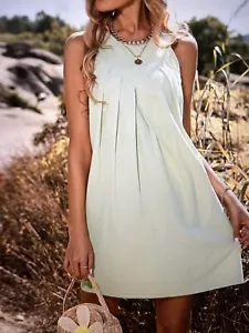 C. Cline Woman Light Green Shift Dress, Size M - Picture 1 of 8