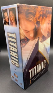James Cameron’s 1997 “Titanic” movie double VHS tape set - Picture 1 of 6