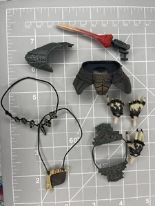 neca ultimate predator Weapon Accessory Lot Only Fodder Parts Pieces 1150 - Picture 1 of 1