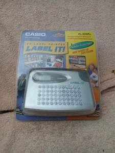Casio EZ-Label Printer Includes Clear Starter Tape New Factory Sealed KL-60SR-L - Picture 1 of 9