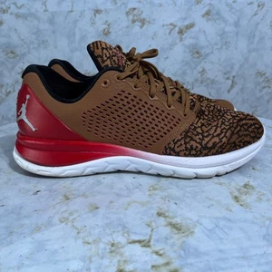 Jordan Trainer ST Uomo Taglia 12 Scarpe Marrone Rosso Sportive Casual Sneakers Basse - Foto 1 di 13
