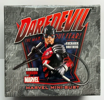 Mini busto Bowen Daredevil (versión blindada) 2007 #215 de 800 hermanos Kucharek Foto 1 de 4