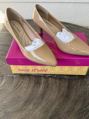 Saltos femininos Easy Street nude tamanho 8,5W - Imagem 1 de 4