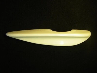 Par de reposabrazos de fibra de vidrio Smart Parts 3059 estilo cola de barco 20" x 4" x 3" Foto 1 de 2