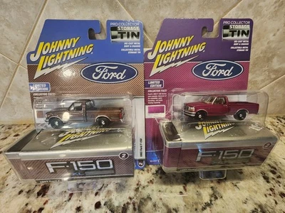 NEW 2025 JOHNNY LIGHTNING STORAGE TIN VERSION A & B 1993 FORD F-150   LOT 2 - Image 1 of 4