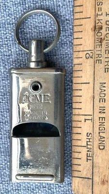 J Hudson's Acme Waistcoat Vest Pocket Boy Scouts stop hole Whistle 1930 / 1950's - Image 1 of 3