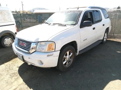 Used Speedometer Gauge fits: 2004 Gmc Envoy xuv US cluster w/driver information - Image 1 of 4