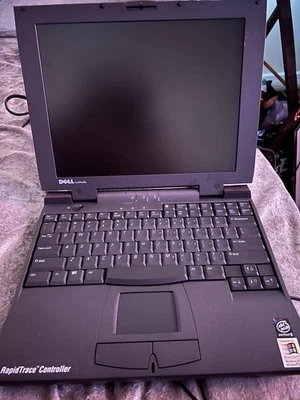 Procesador Dell Latitude CPI a PPL para computadora portátil Pentium II Foto 1 de 4