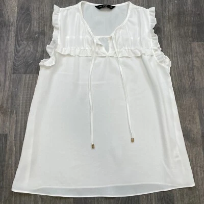 Blusa sin mangas F&F Top 8 blanca con cuello en V para mujer - Imagen 1 de 4