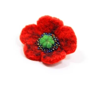 Broche rojo hecho a mano lana fieltro flor joyería regalo del día del recuerdo - Imagen 1 de 9