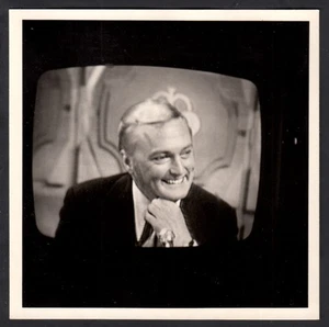 JACK CASSIDY EN GAME SHOW WHAT'S MY LINE TELEVISOR SET ~ FOTO 1971 - Imagen 1 de 2