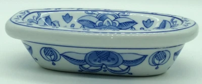Jabonera floral azul/blanco de porcelana pesada estilo Delft Foto 1 de 4