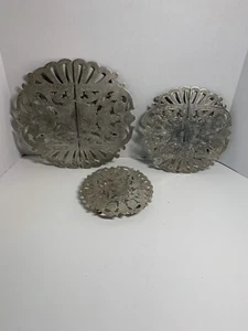 3 VTG Wallace Silver Plate Round Trivets 321, 7332, 7333- 2 Expandable - Picture 1 of 5