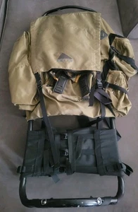 Mochila retro vintage con marco externo KELTY XL grande verde militar nailon 34" x 15" - Imagen 1 de 4