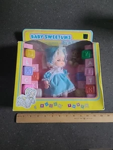 NOS Vintage RARE Uneeda Baby Sweetums playset Vinyl Baby Doll drinks wets blocks - Picture 1 of 18