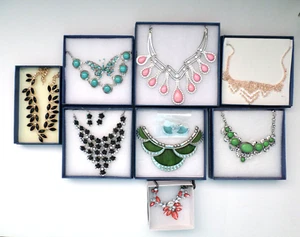 Statement Halsketten 8 Stück Chunky Style 2 mit passenden Ohrringen Neu in Boxen - Bild 1 von 9