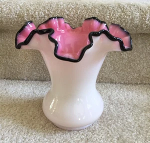 Fenton 1950's Black Rose Crest Ruffled Top 6 1/2" Vase  FREE SHIP - Picture 1 of 13