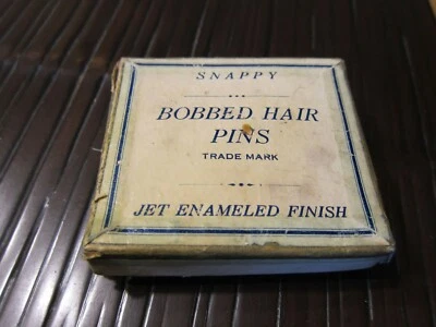 Antique 1920's-1040's Snappy Bobbed Hair Pins Jet black finish 2" original box - Image 1 of 4