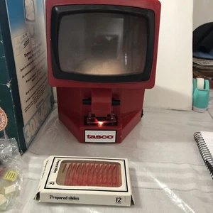 VTG TASCO -BIG SCREEN MICRO 30X &60X Microscope W/12 Slides Made In Italy Tested - Picture 1 of 15
