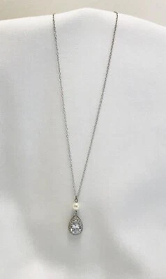 Lavender Purple & Clear Crystal Teardrop & Faux Pearl Pendant Necklace 19” EUC - Image 1 of 4