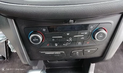 Heater Climate Temperature Control Front Dual Zone Fits 18-19 ESCAPE 686176 - Image 1 of 4