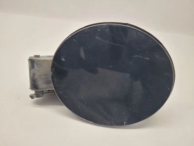 Дверца топливного бака 2011-2015 FORD EXPLORER черная  - Изображение 1 из 4