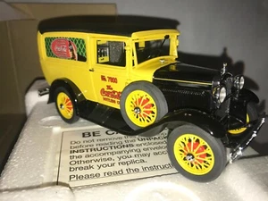 Danbury Mint Coca Cola 1931 Delivery Truck mit Box & Papieren & 24 Cola Kisten  - Bild 1 von 12