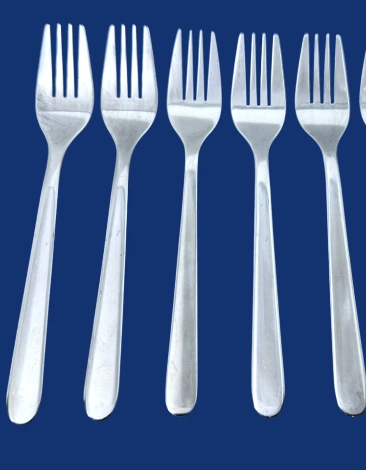 Talheres de aço inoxidável brilhante IKEA FORNUFT -- Conjunto de 5 garfos para salada - Imagem 1 de 1