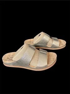 NIB KorkEase Women's Tutsi Dual-Band Leather Sandal in Gold Size 7, 37-38 Euro - Picture 1 of 8