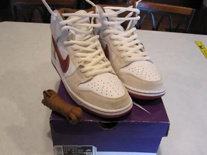 Nike SB Dunk High Pro Crimson Swoosh Sail White Größe 11,5 CV9499-100 ~ 10569 - Bild 1 von 10