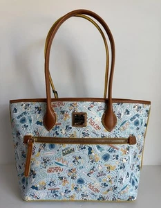 Bolso de Mano Disney Dooney & Bourke Aulani 2025 Nuevo con Etiquetas - Imagen 1 de 7