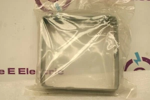 Conector WIEGMANN HUBBELL C-44 4" SQX1.25 **NUEVO** - Imagen 1 de 2