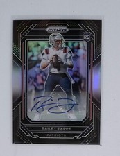 2022 Panini Chronicles Football Prizm Black Auto Bailey Zappe