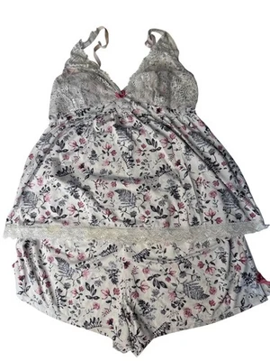 Babydoll Chemise con ribete de encaje floral suave estampado botánico ropa de salón Foto 1 de 4