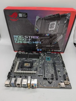 Placa madre modelo desconocido - piezas sueltas/defecto - Imagen 1 de 4