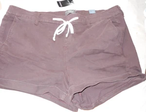 NWT Torrid Mauve Pull On Stretch Twill Boyfriend Shorts Women's 2 2x 18/20 Maroo - Picture 1 of 4