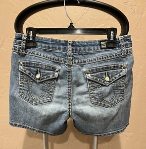 Earl Jean Shorts women’s 30x4 1/2” Denim Studded - Picture 1 of 7