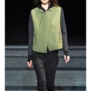 Tibi Size 8 Olive Quilted Oversized Moto Jacket Asymmetrical Boxy Fit - Picture 1 of 8