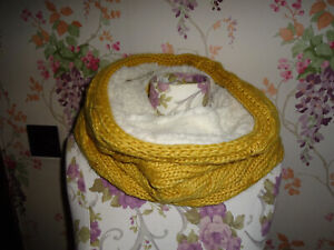 Chunky Cable Knit Mustard Snood Cowl With Fake  Faux Fur lining