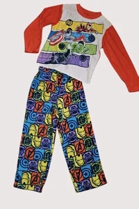 MARVEL Avengers Long Sleeve Fleece Pajamas Boys Size 8 * - Picture 1 of 4