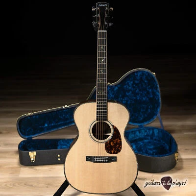 Guitarra acústica Larrivee OM-10 Deluxe abeto/palo de rosa con estuche Foto 1 de 4