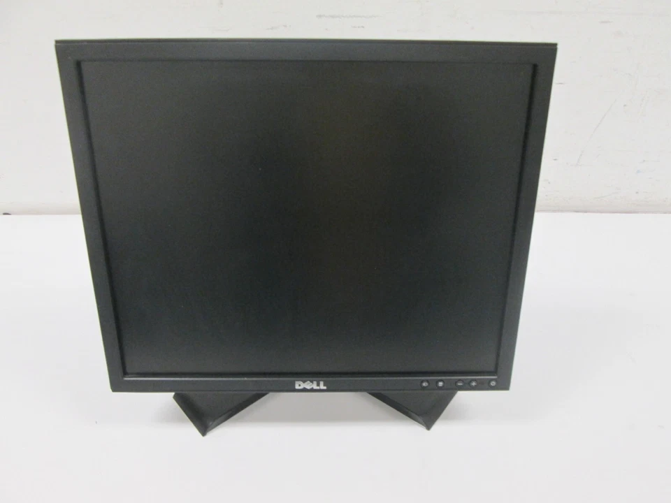 Dell 19" P190st 1280 x 1024 LCD Monitor w/ Adjustable Height Swivel Base - Image 1 of 4
