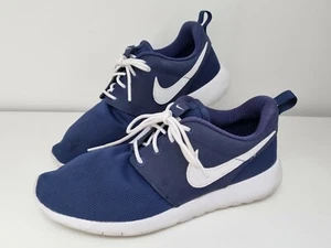Nike Roshe One 599728-416 shoes trainers sneakers navy blue white - Picture 1 of 12