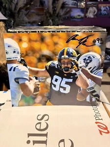 Aaron Graves Hand Signed 8x10 Iowa Hawkeyes Football - Picture 1 of 1