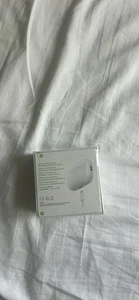 Apple AirPods Pro 2nd Generation with MagSafe Wireless Charging Case - White - Photo 1 sur 3