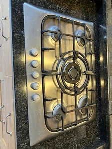 5-Burner Gas Hob with Wok Plate - Picture 1 of 1