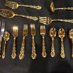 Oneida Flatware Set + Extra Serving Pieces - Picture 1 of 10