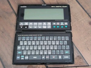 Vintage CASIO SF 7500 Electronic Digital Diary 64k Retro Rare Untested spares - Zdjęcie 1 z 8