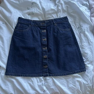 Berksha Mini Skirt Button Up Navy Blue Denim - Picture 1 of 5