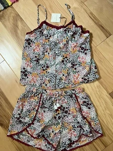 New Cynthia Rowley Babydoll SZ S Floral 2 PC. Shorts Top Pajamas Button up - Picture 1 of 14